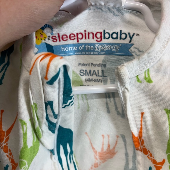 Sleeping Baby Zipadee Zip Giraffe Print Size Small - Picture 6 of 6